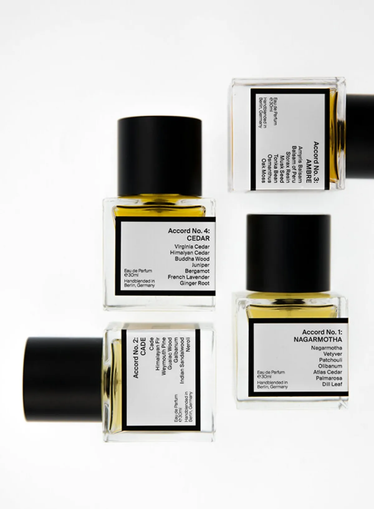 ambre__sandalwood_2.webp SUSAN BIJL 03, Ambre + Sandalwood< Geuren
