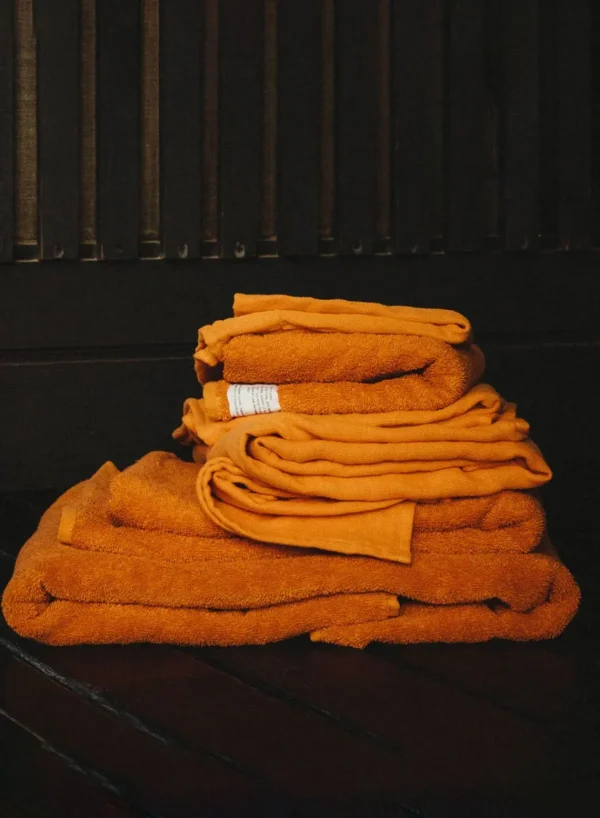 SUSAN BIJL Bath Sheet In Burnt Orange, Heavy< Textiel
