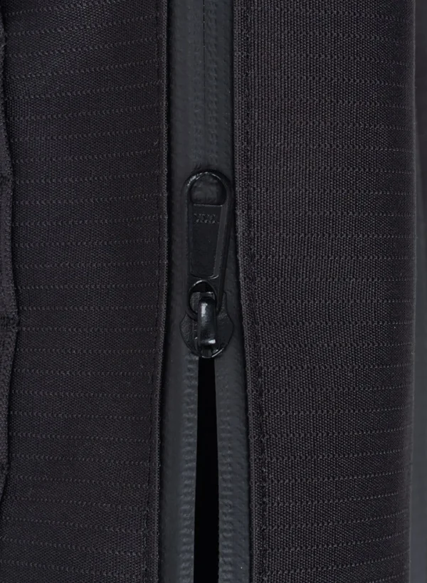 SUSAN BIJL Black & Black MEDIUM< The New Bum Bag