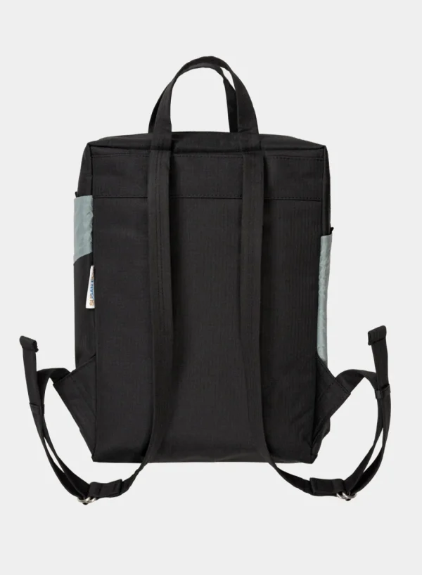 SUSAN BIJL Black & Grey< The New Backpack