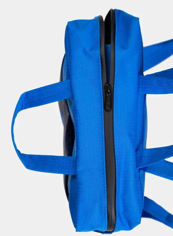 SUSAN BIJL Blue & Navy< The New Backpack