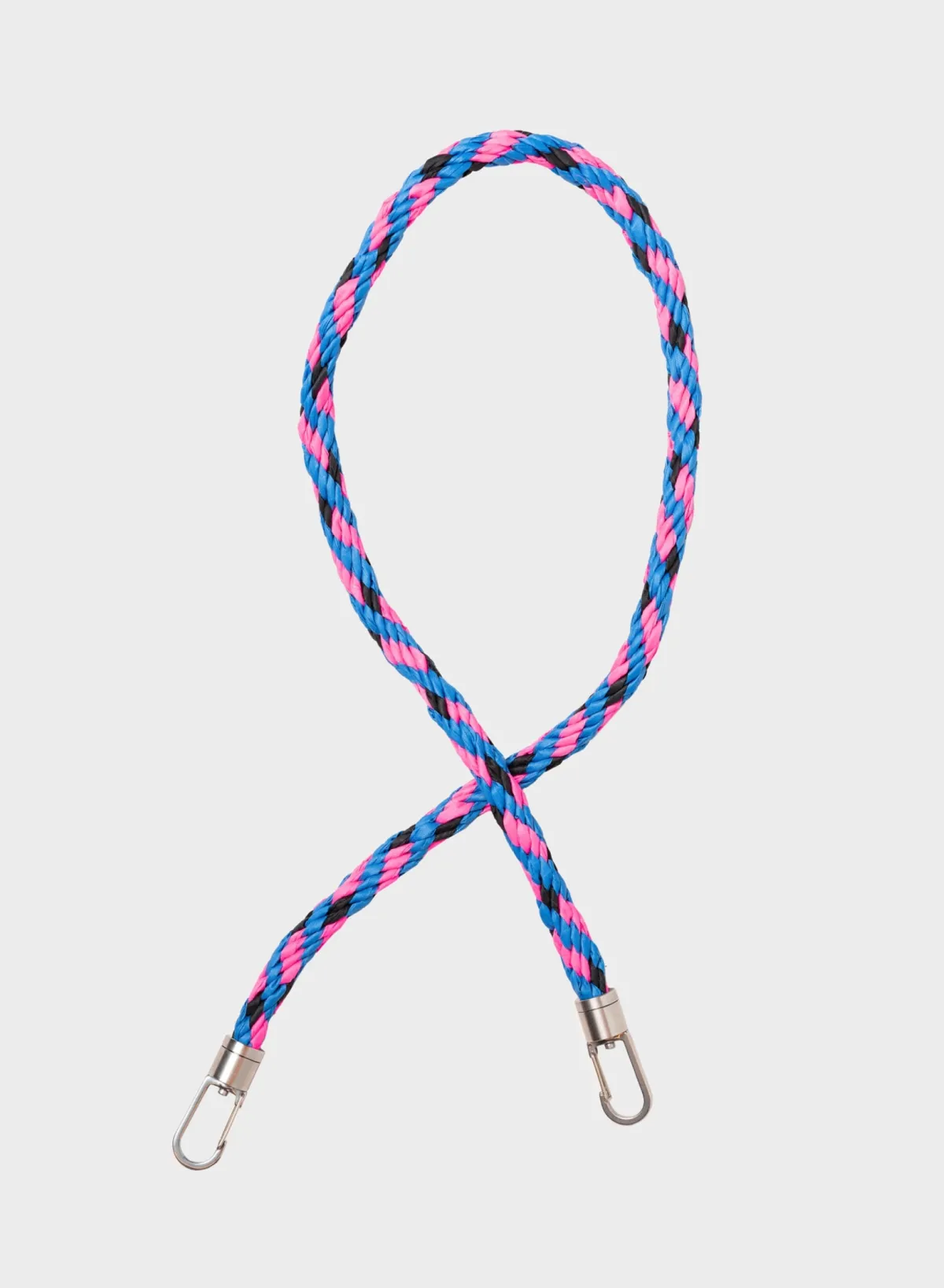 blueback__fluo_pink_short_2.webp SUSAN BIJL Blueback & Fluo Pink SHORT< The New Strap | The New Kumihimo Strap