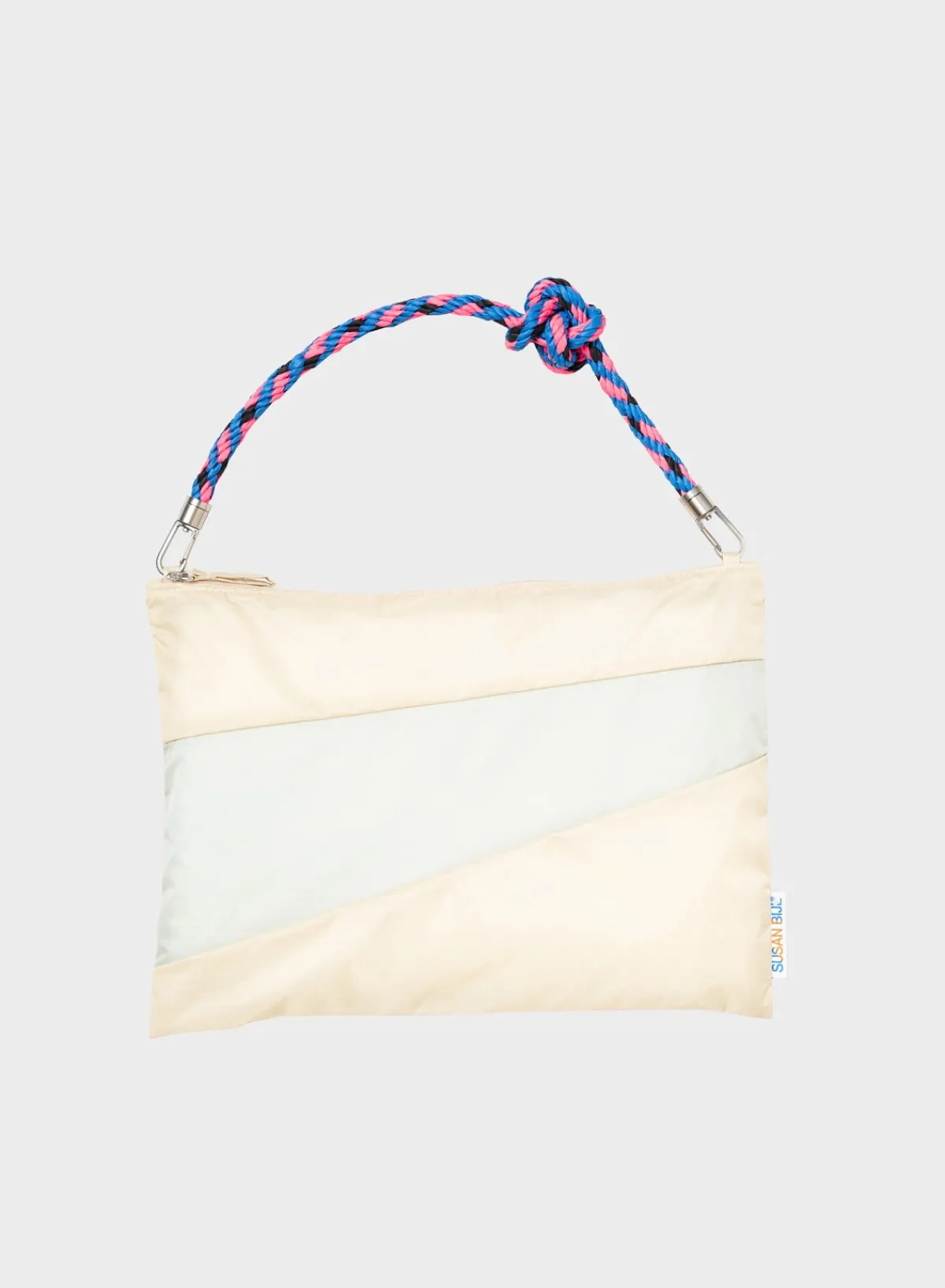 blueback__fluo_pink_short_3.webp SUSAN BIJL Blueback & Fluo Pink SHORT< The New Strap | The New Kumihimo Strap