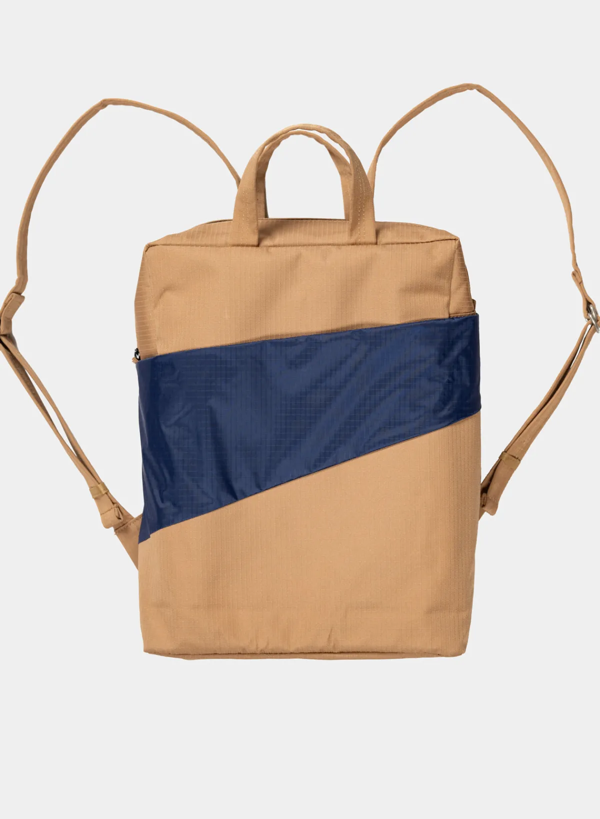camel__navy_0.webp SUSAN BIJL Camel & Navy< The New Backpack