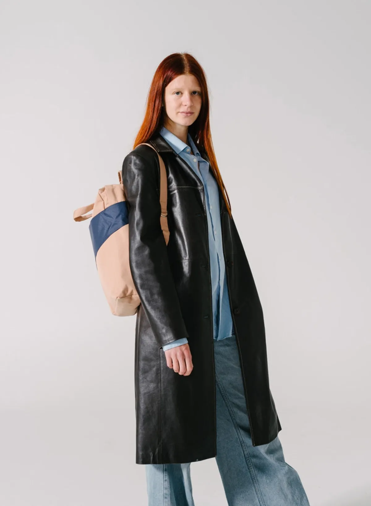 camel__navy_1.webp SUSAN BIJL Camel & Navy< The New Backpack