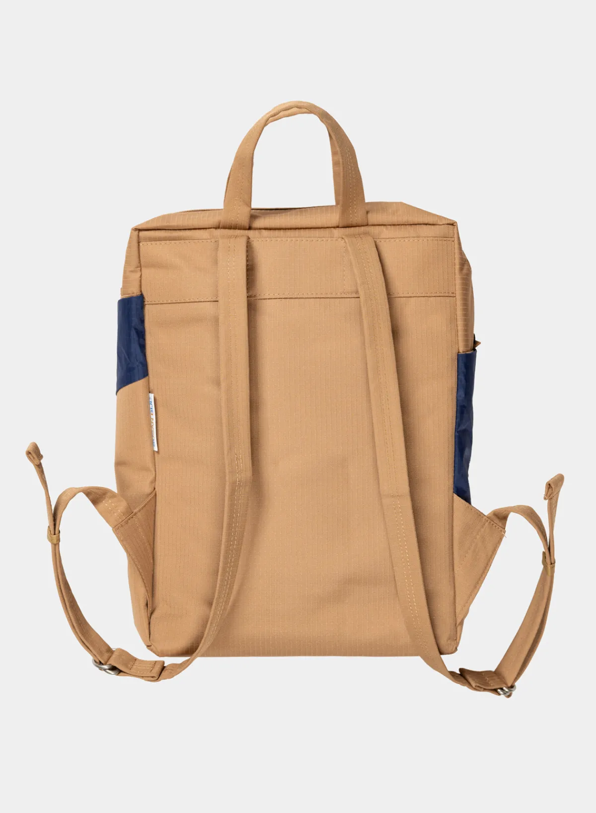 camel__navy_2.webp SUSAN BIJL Camel & Navy< The New Backpack