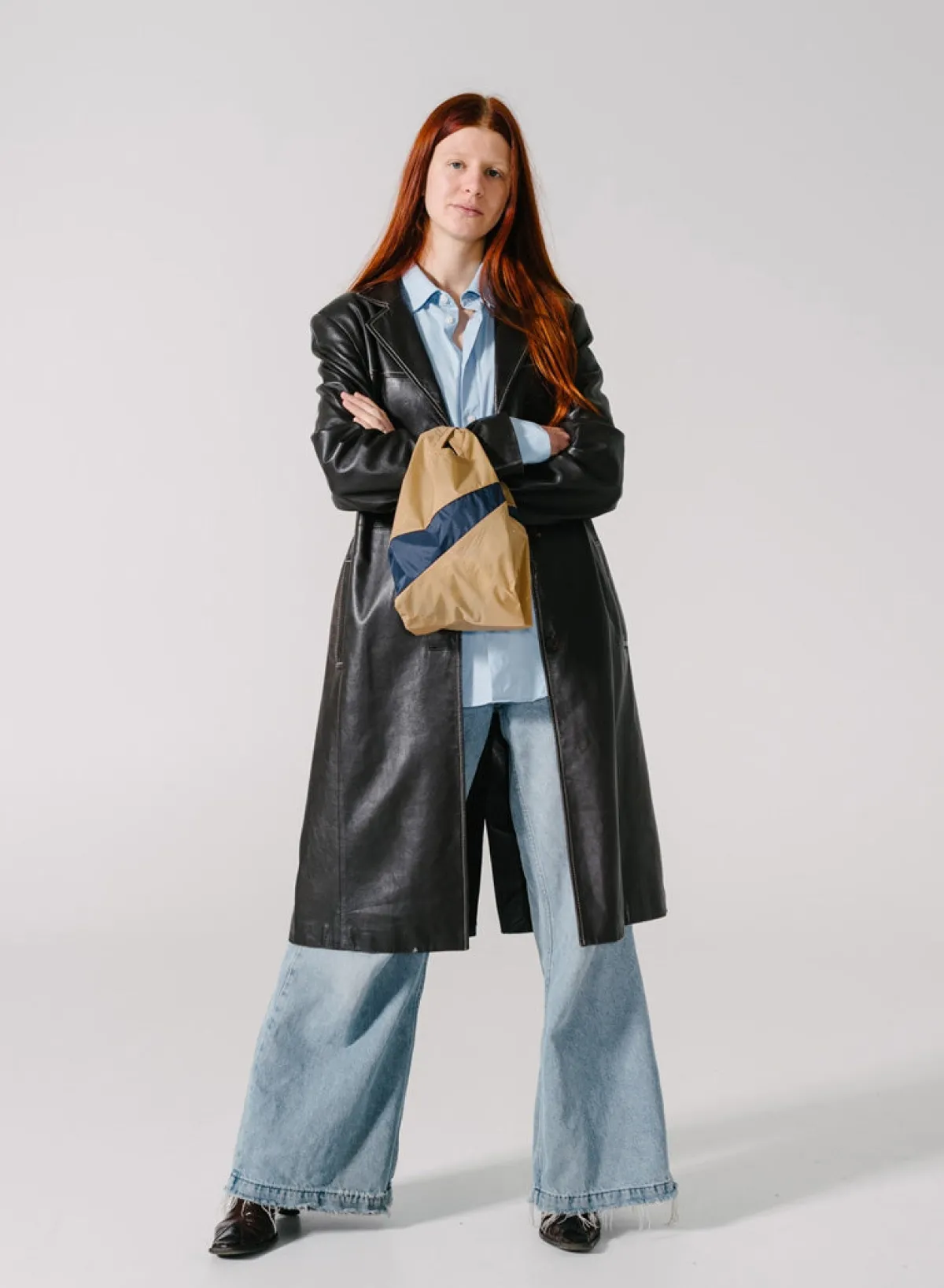 camel__navy_small_1.webp SUSAN BIJL Camel & Navy SMALL< The New Shopping Bag
