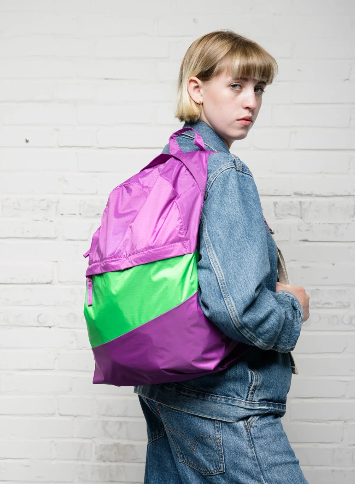 echo__greenscreen_large_1.webp SUSAN BIJL Echo & Greenscreen LARGE< The New Foldable Backpack