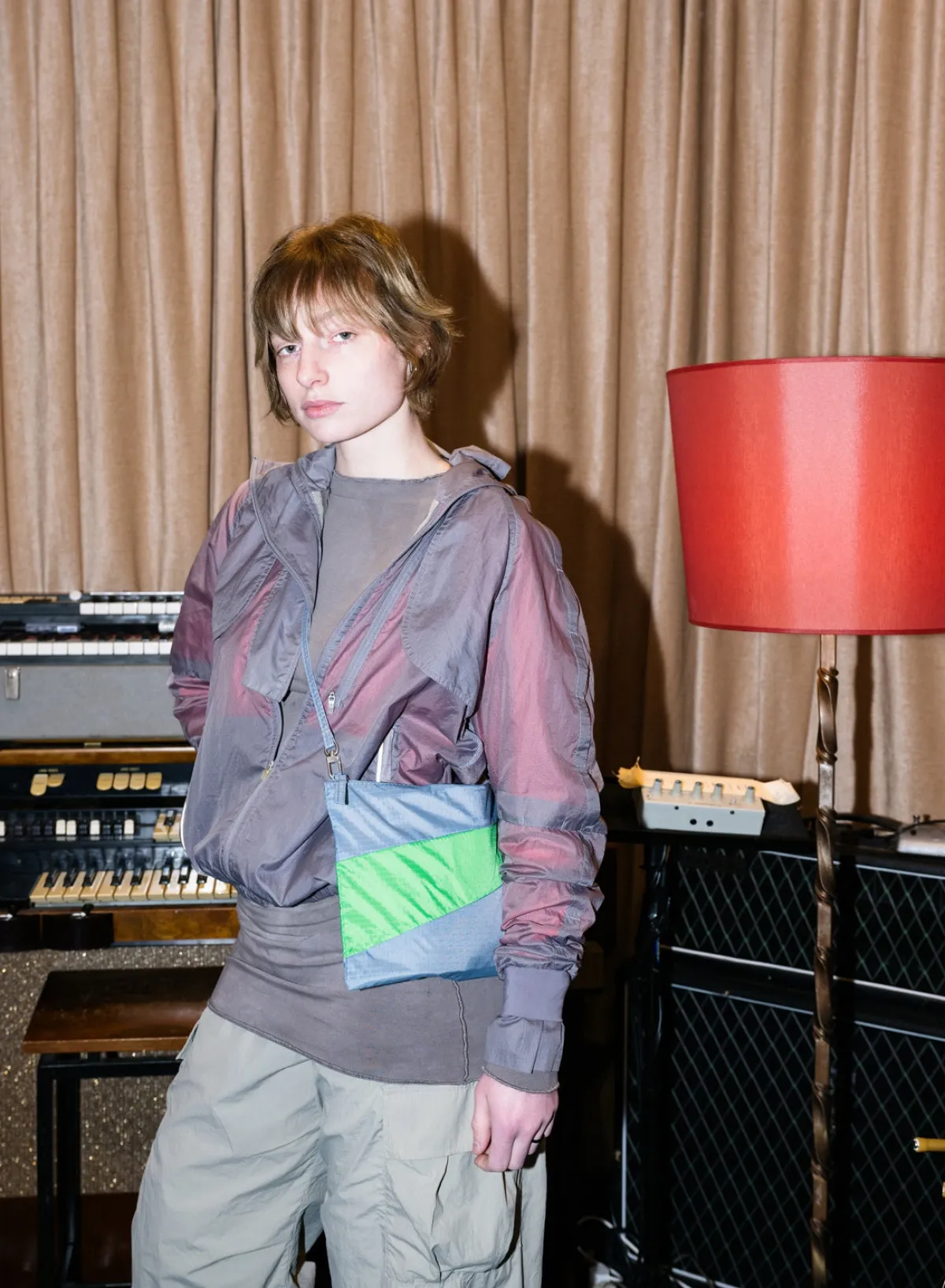 fuzz__greenscreen__medium_1-1.webp SUSAN BIJL Fuzz & Greenscreen MEDIUM< The New Pouch