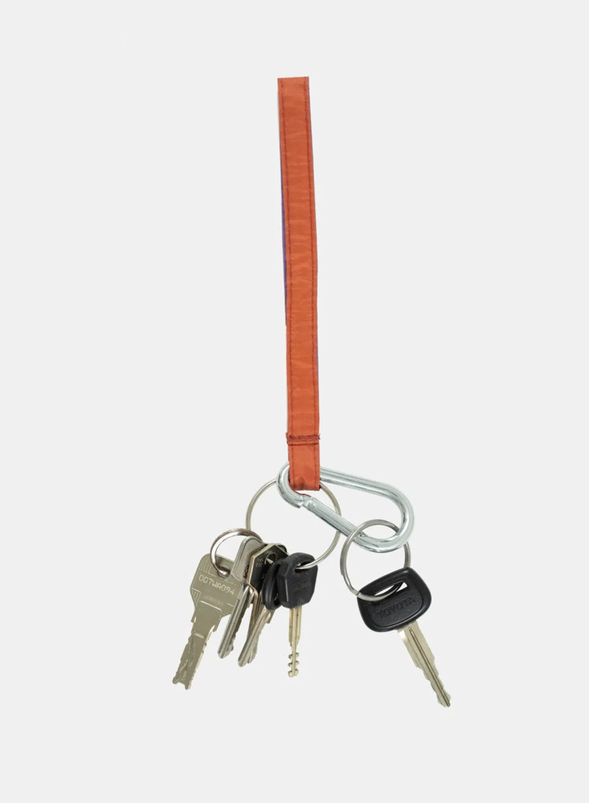 game__lilac_1.webp SUSAN BIJL Game & Lilac< The New Keychain