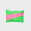 SUSAN BIJL Greenscreen & Fluo Pink MEDIUM< The New Pouch