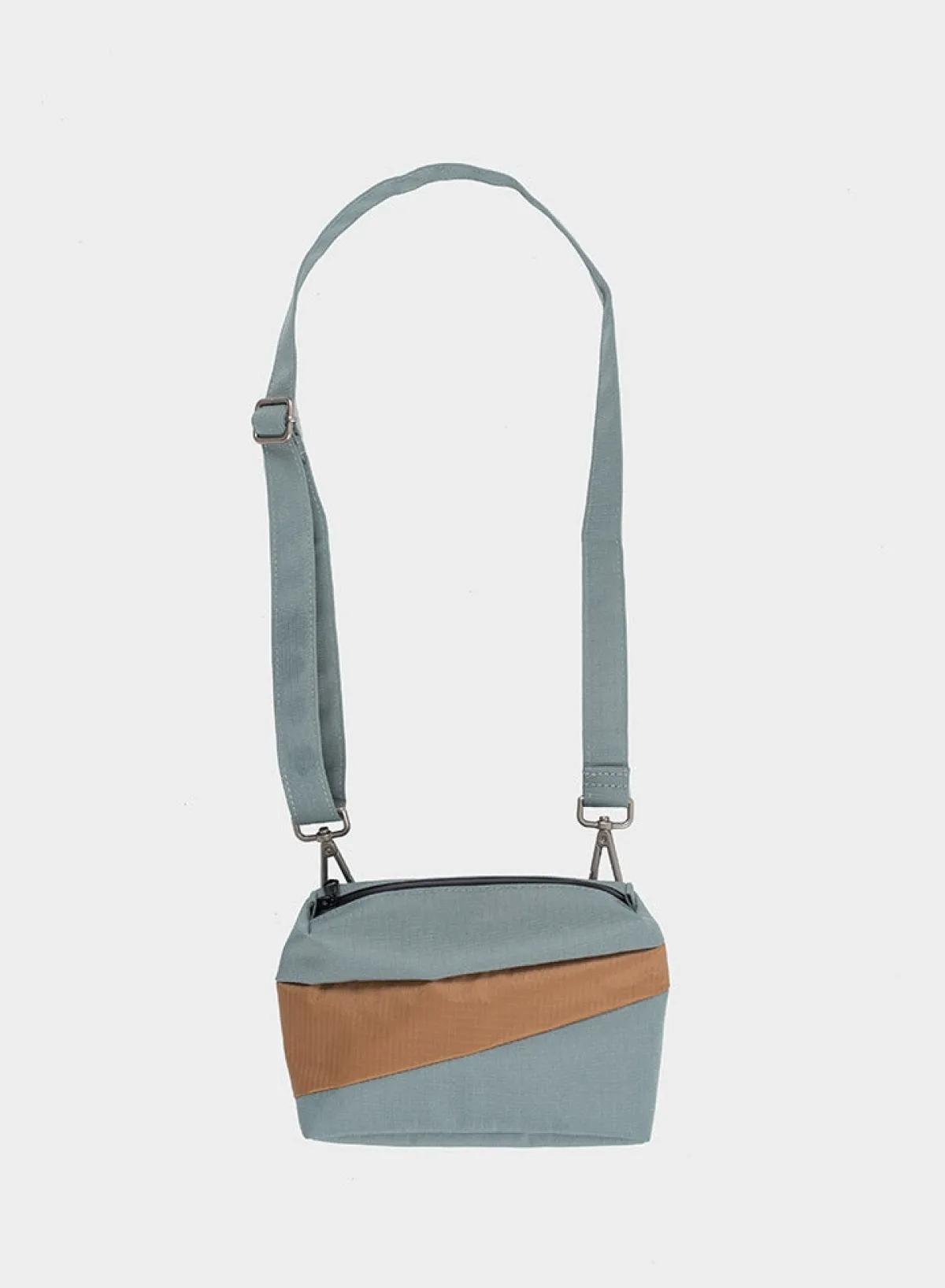 grey__camel_small_0.webp SUSAN BIJL Grey & Camel SMALL< The New Bum Bag