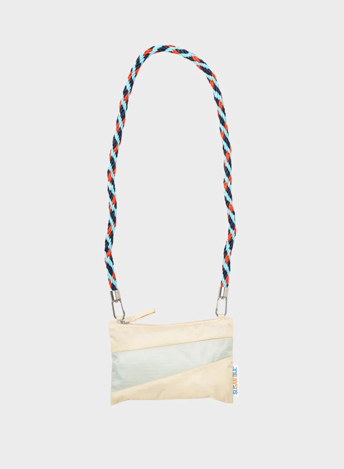 key_blue__red_alert_short_2.webp SUSAN BIJL Key Blue & Red Alert SHORT< The New Strap | The New Kumihimo Strap