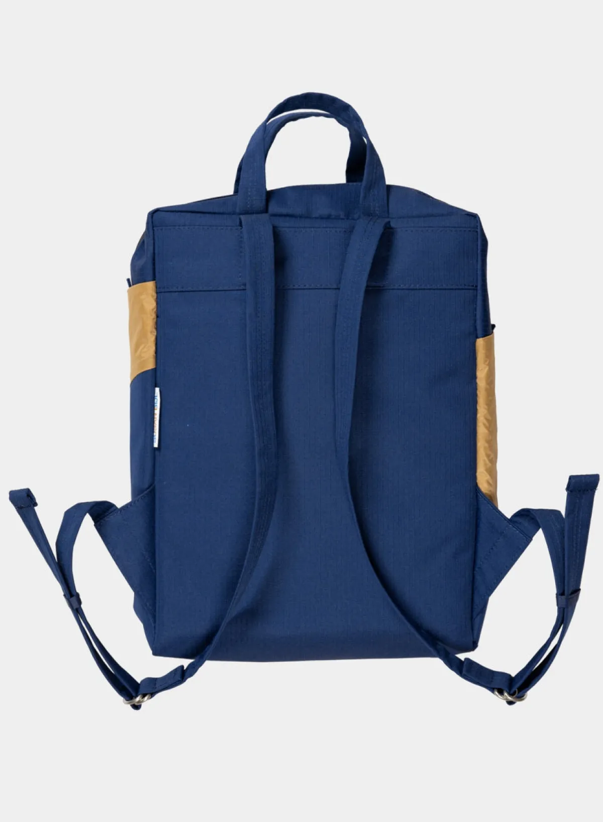 navy__camel_2.webp SUSAN BIJL Navy & Camel< The New Backpack