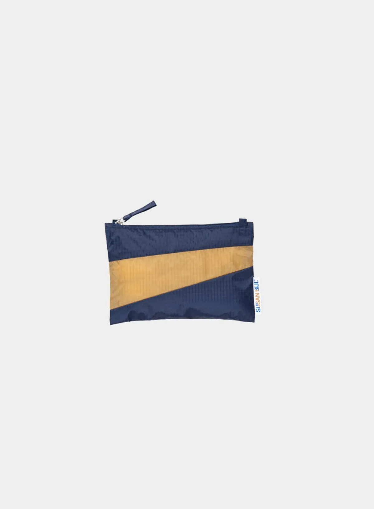navy__camel_small_0-1.webp SUSAN BIJL Navy & Camel SMALL< The New Pouch