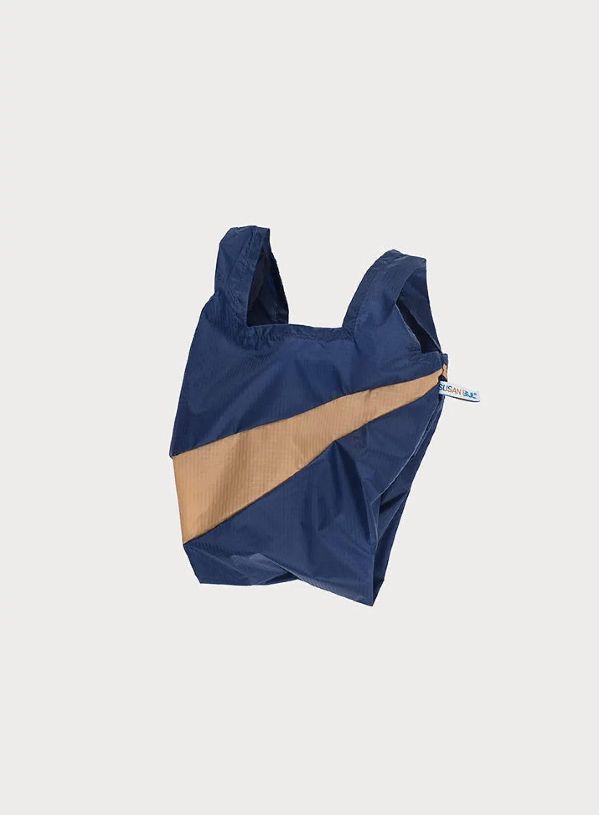 navy__camel_small_0.webp SUSAN BIJL Navy & Camel SMALL< The New Shopping Bag