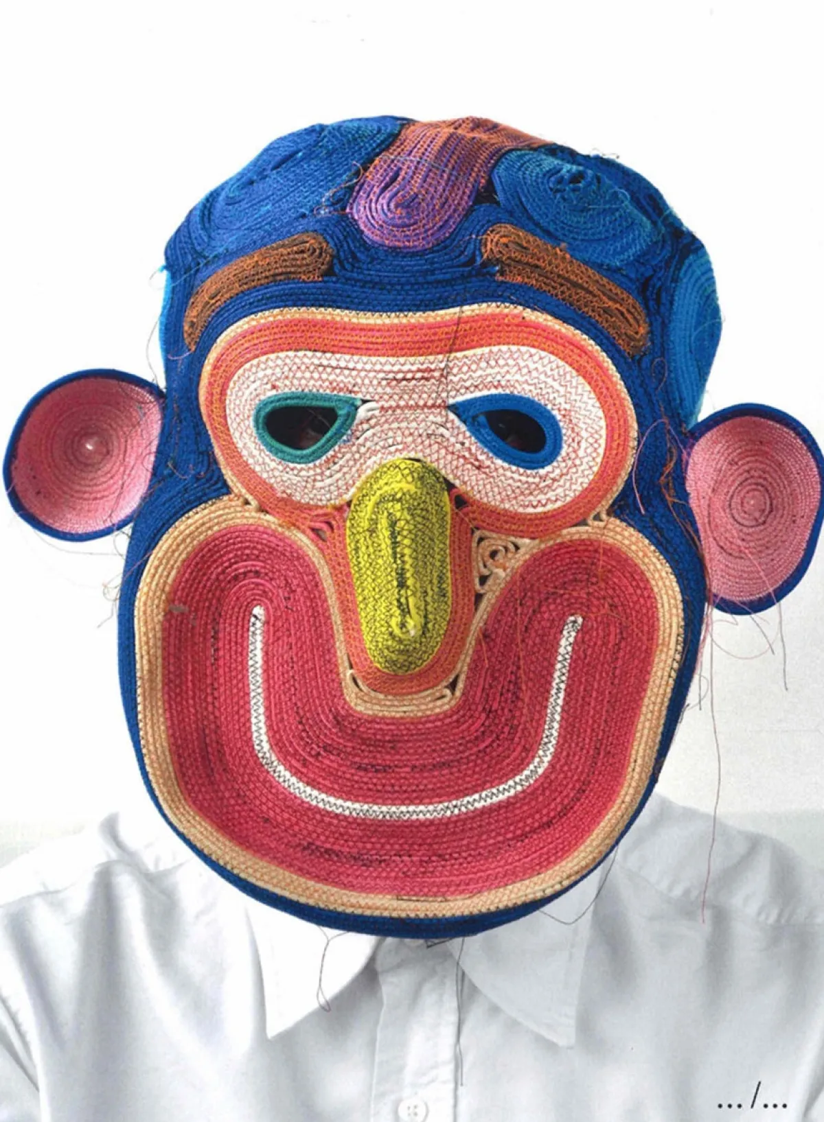 ropemasks_0.webp SUSAN BIJL Ropemasks< Tijdschriften & Boeken