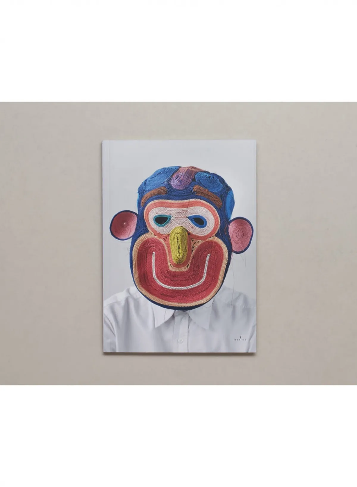 ropemasks_5.webp SUSAN BIJL Ropemasks< Tijdschriften & Boeken