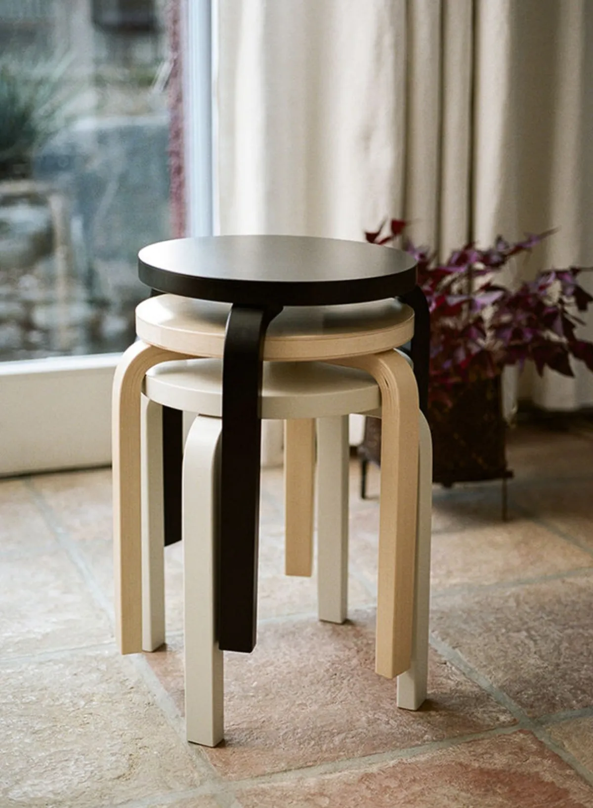 stool__legs_birch_seat_bi_0.webp SUSAN BIJL Stool 60, Legs Birch, Seat Birch< Meubels