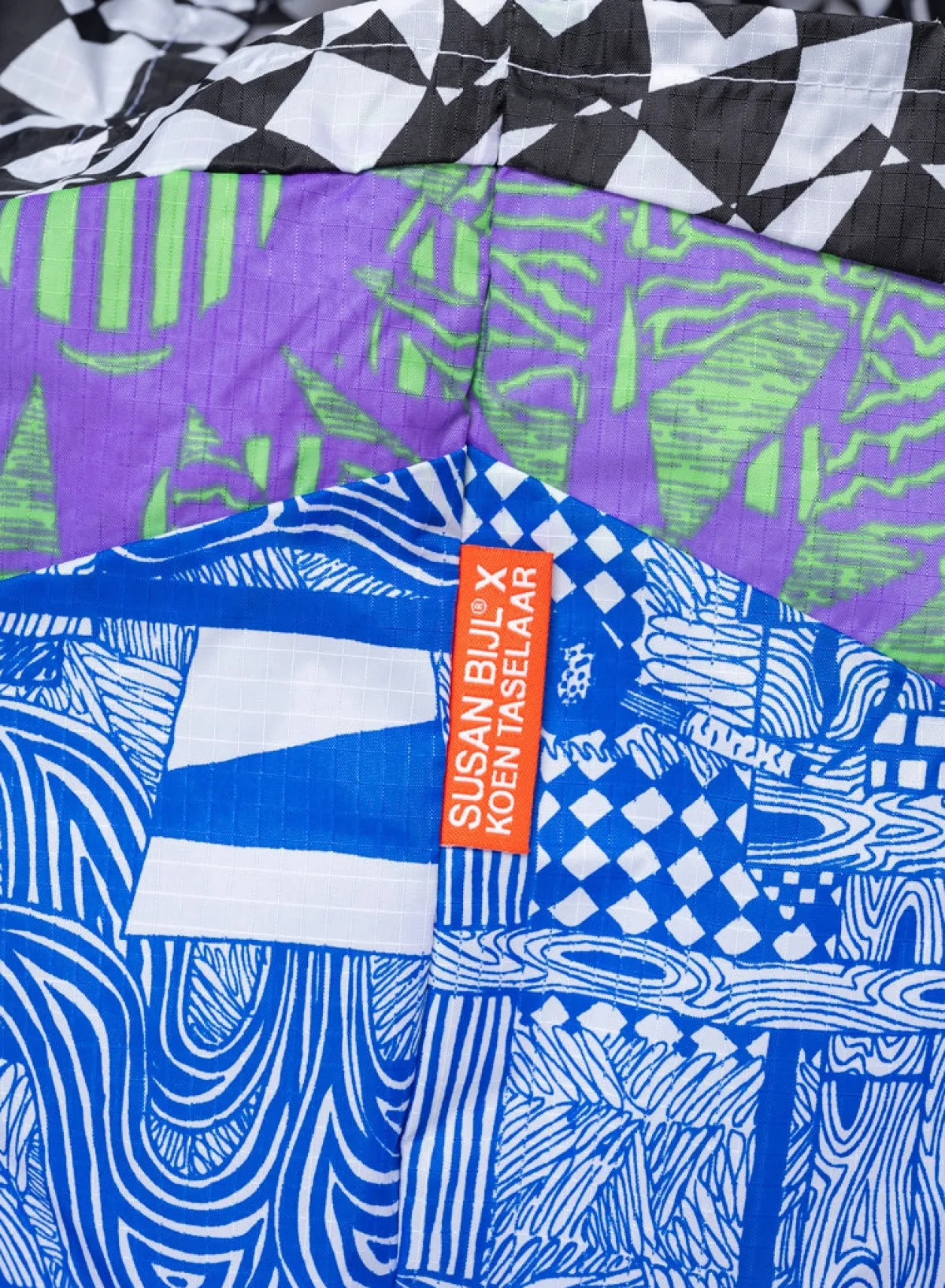 terrazzo_taselaar_blue_me_1.webp SUSAN BIJL Terrazzo Taselaar Blue MEDIUM< The New Shopping Bag