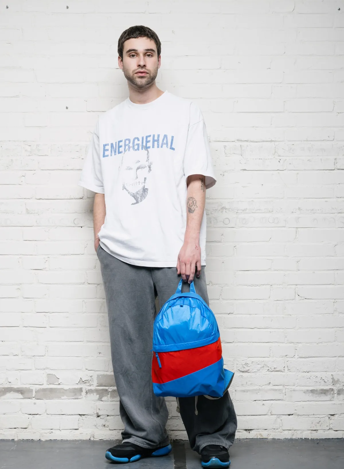 wave__red_alert_medium_1-1.webp SUSAN BIJL Wave & Red Alert MEDIUM< The New Foldable Backpack